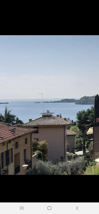 Valle Fiorita 42 - Lake View Studio Gardone Riviera Eksteriør billede